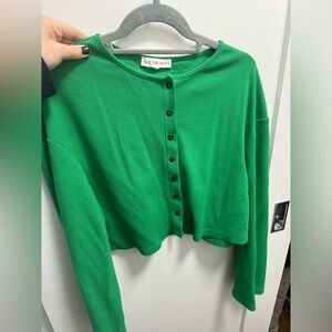 Green waffle cropped cardigan with black buttons size L